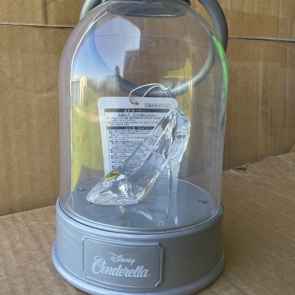 Disney parks Cinderella lantern - Picture 1 of 6